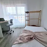 Cozy 2br Free Parking-wifi-ac-dryer