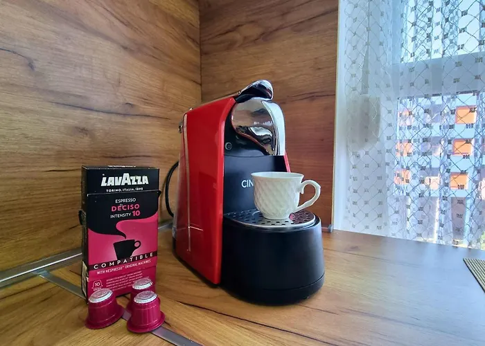 Apartment Cozy 2br Free Parking-wifi-ac-dryer *